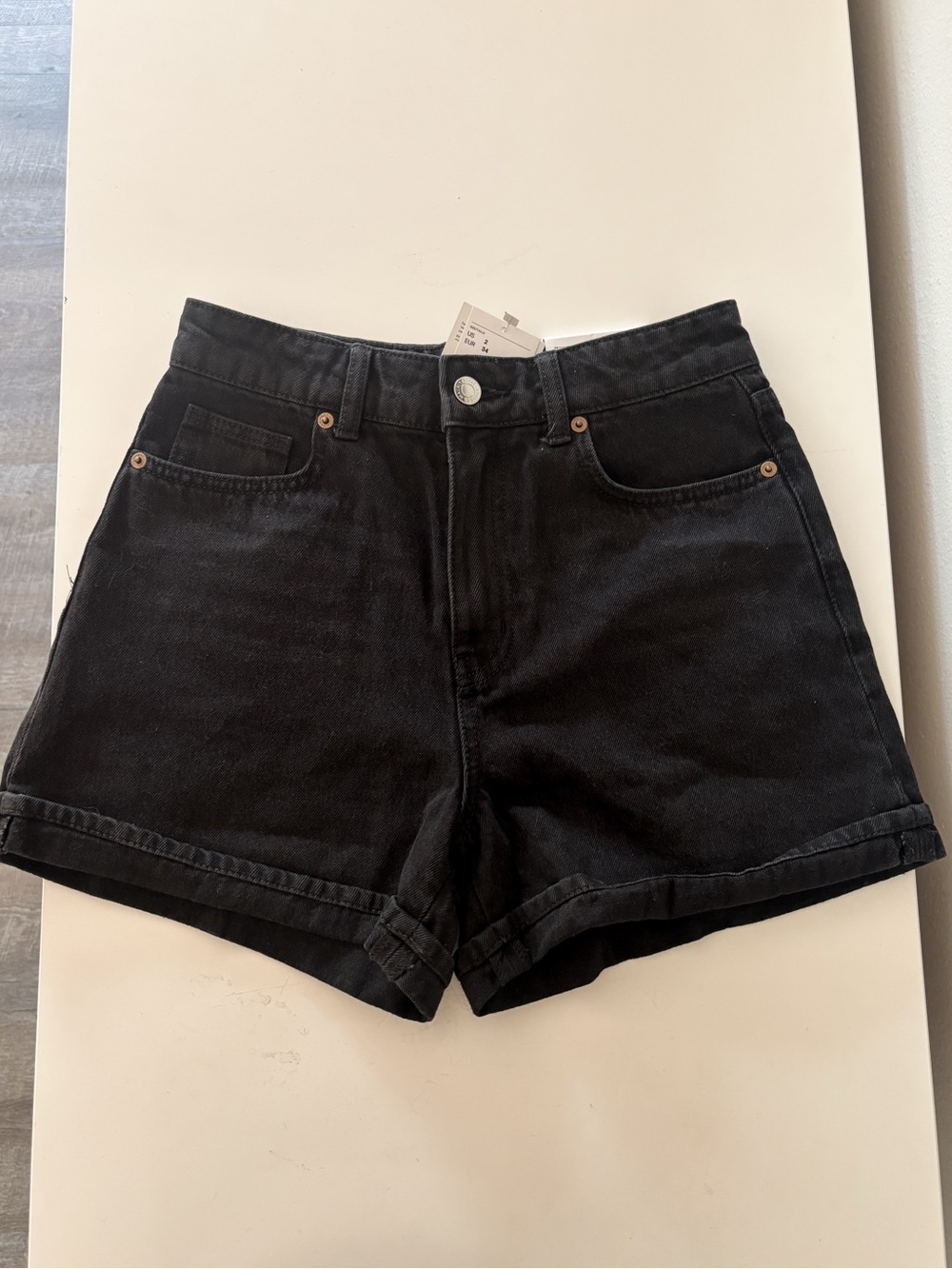 H&M Black High-Waist Rolled-Hem Denim Shorts